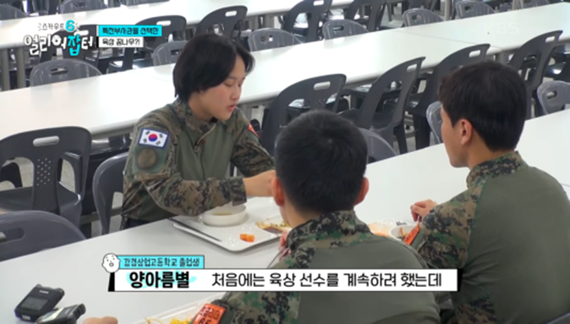 처음 보는 사람은 다소 충격적이라는 대량 출혈 부상자 지혈하는 방법 | 인스티즈