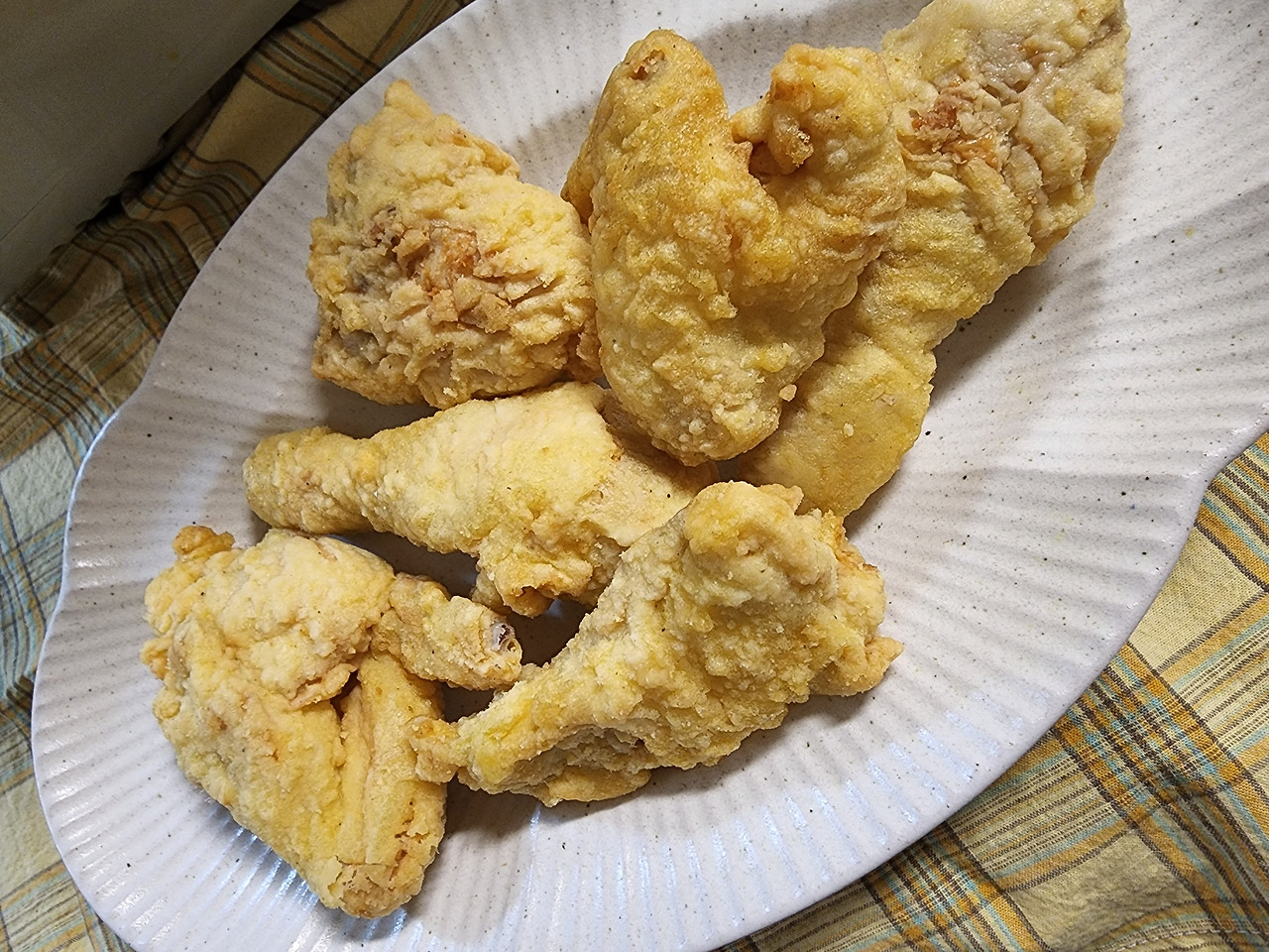 피코크 원주 진미양념치킨 냉동식품 추천 후기 5 ywAAAAAAQABAAACAUwAOw==