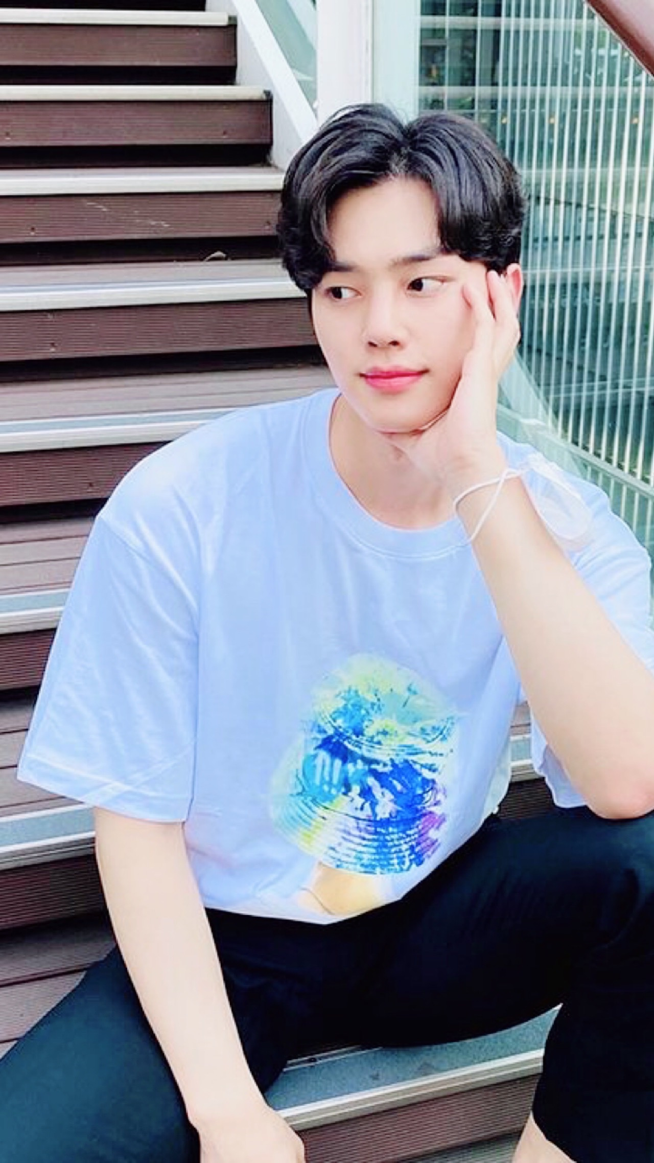 송강 개인인스타그램 사진 핸드폰 배경화면