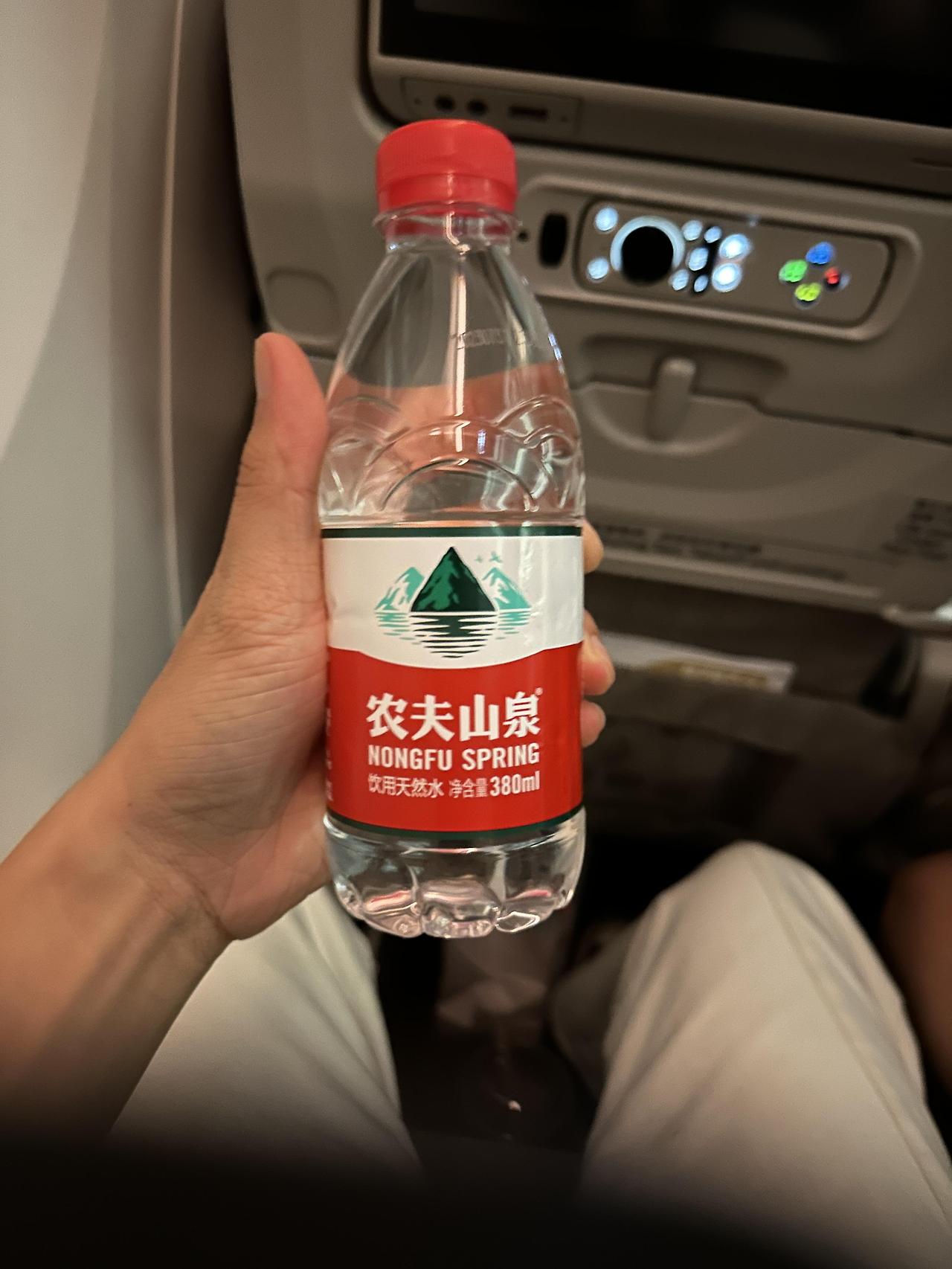 중국 동방항공 후기, 김포공항 - 상하이 경유 - 런던 PL 직관