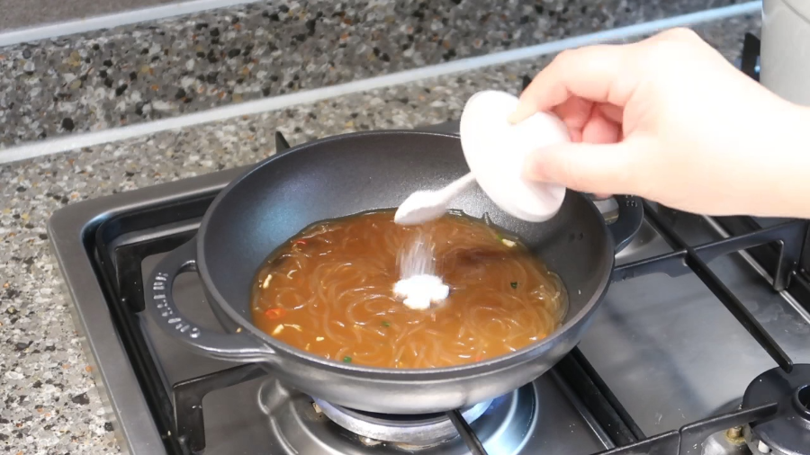 누룽지 간장찜닭 황금레시피 컵누들 매콤찜닭맛 활용 요리 추천 16 ywAAAAAAQABAAACAUwAOw==