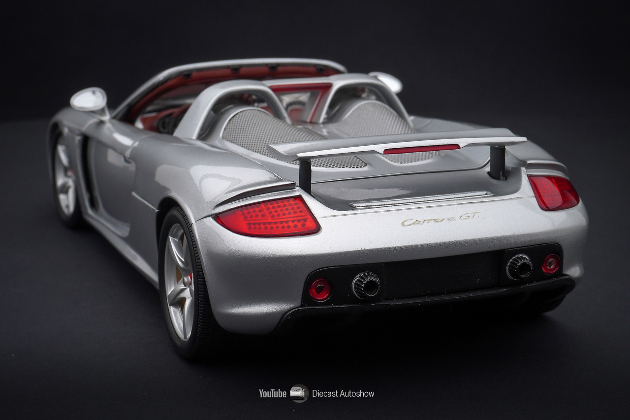 Porsche carrera gt minichamps