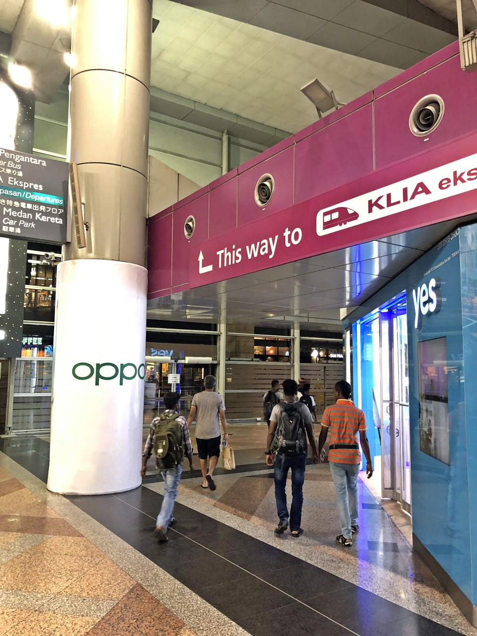 쿠알라룸푸르공항 ↔ 쿠알라룸푸르시내(KL센트럴역)간 가장 빠른 이동수단《KLIA Ekspres》 16 ywAAAAAAQABAAACAUwAOw==