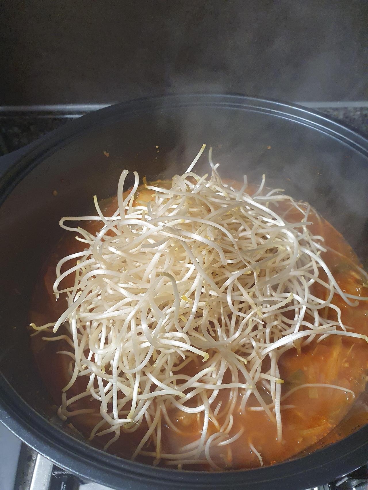 맛있는 경상도식 소고기뭇국 황금레시피 10 ywAAAAAAQABAAACAUwAOw==