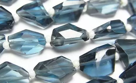 블루토파즈(Blue Topaz) - 지성과 감수성을 높여주는 푸르고 맑은 보석