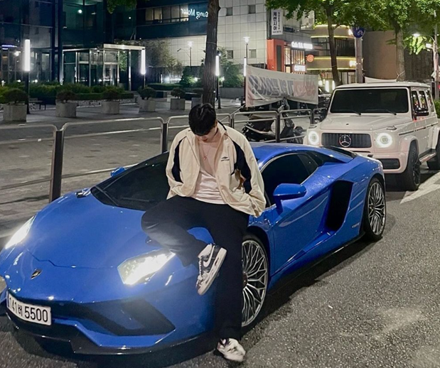 개 부러운 최연소 람보르기니 보유자 근황