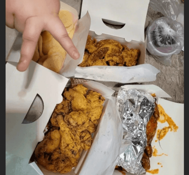 치킨 족발 콜라보