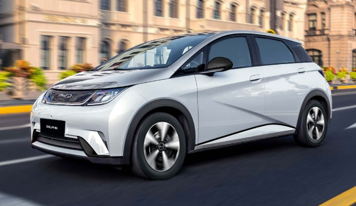 2025 BYD 돌핀 전기차 완전정복: 가격, 주행거리, 국내 출시 전망까지