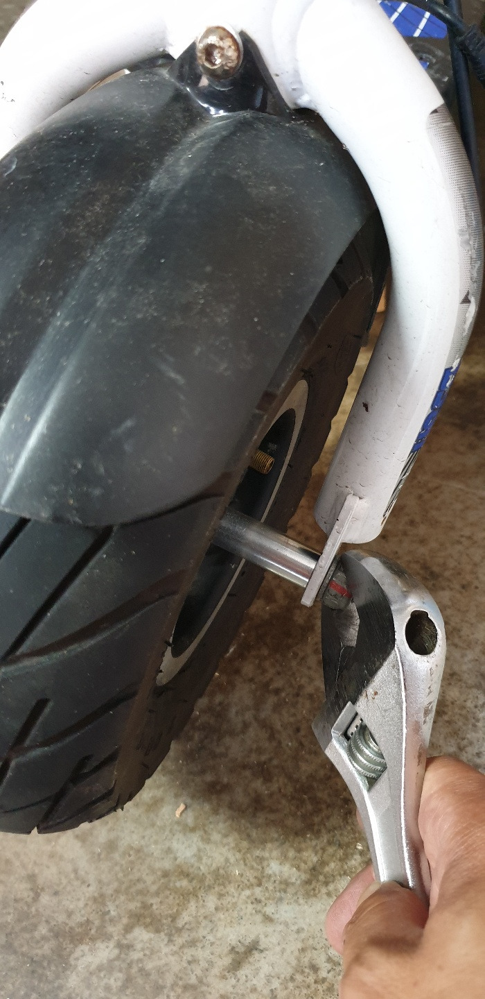 전동킥보드 펑크 수리 자전거