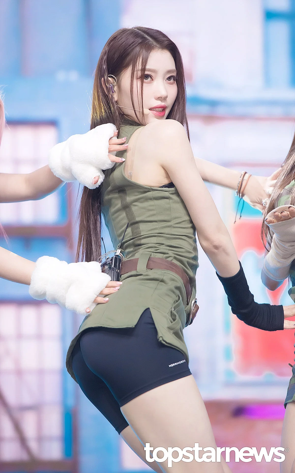케플러 샤오팅 아찔한 힙