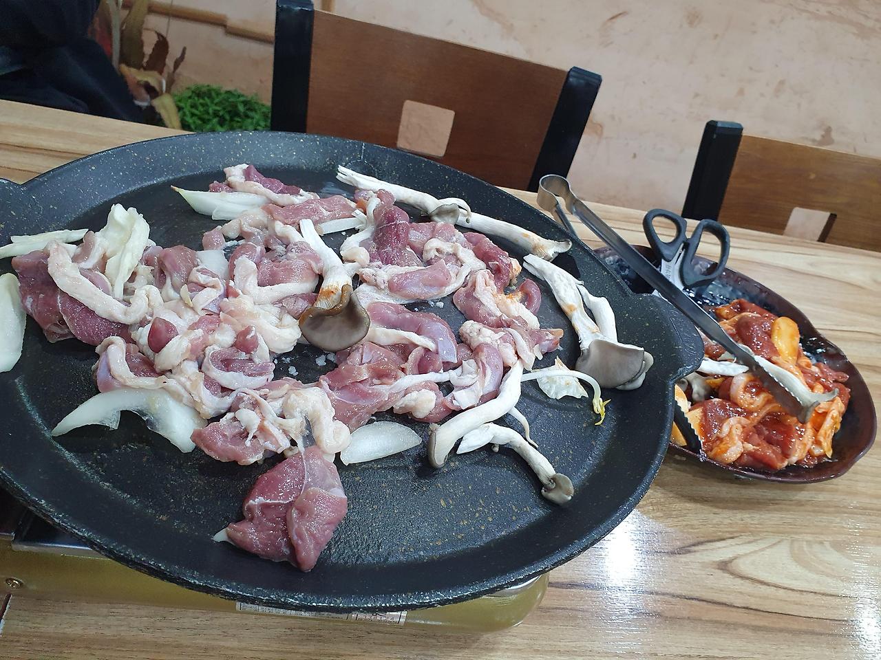 소노문 양평 근처 신내보리밥 7 ywAAAAAAQABAAACAUwAOw==
