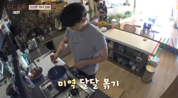 우도주막 성게미역국 레시피 만드는 법 - 유태오 3해물 미역국 9 ywAAAAAAQABAAACAUwAOw==