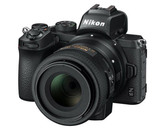 니콘 Z50 예쁘지만 액정 회전 브이로거에게 불편하다