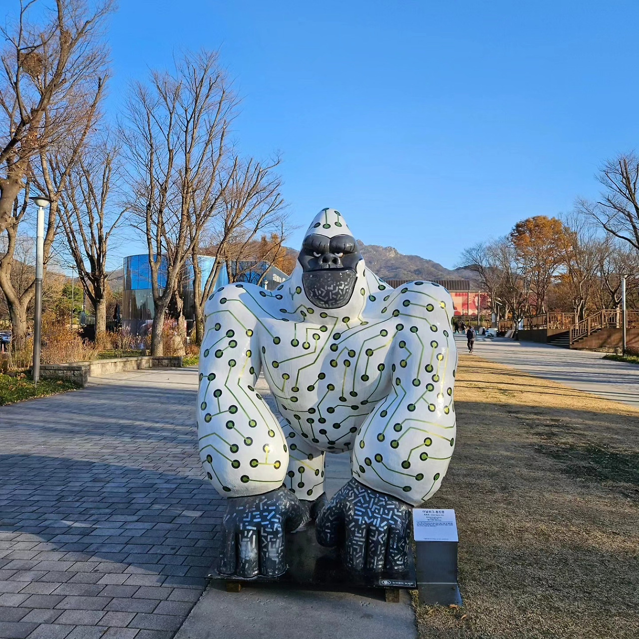 서울대공원의 귀엽고 예쁘고 격 높은 조형물들 10 ywAAAAAAQABAAACAUwAOw==