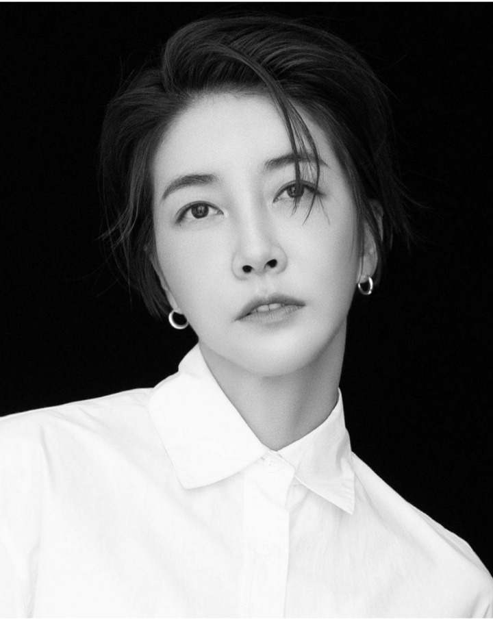 진서연 프로필 학력 나이 키 소속사 본명