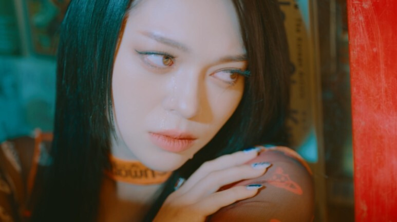 뮤비제작사에서 아이돌을 키우면 나오는 뮤비 퀄...gif | 인스티즈