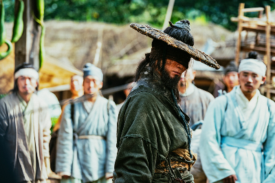 외계인 <외계+인 2부> 5 ywAAAAAAQABAAACAUwAOw==