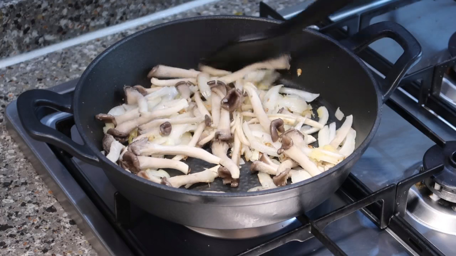 버섯덮밥 황금레시피 고물가시대 가성비 좋은 한그릇요리 추천 23 버섯덮밥 황금레시피-고물가시대-가성비-한그릇요리
