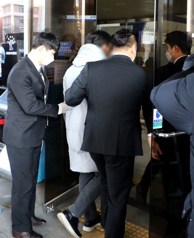 정인이 양모가 삭제한 '카톡 414건'.."미쳤나, 안쳐먹네" 3 ywAAAAAAQABAAACAUwAOw==