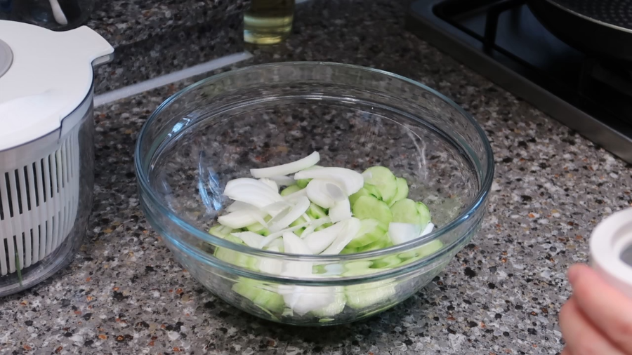 오이무침 황금레시피 부추 넣으면 더 맛있어요 (오이무침 양념 비율) 13 오이무침 황금레시피