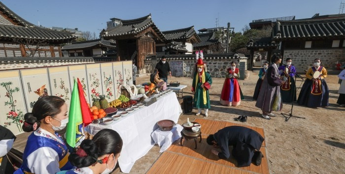 밤이 가장 긴날 '동지'..동짓날 팥죽 먹는 유래 2 ywAAAAAAQABAAACAUwAOw==