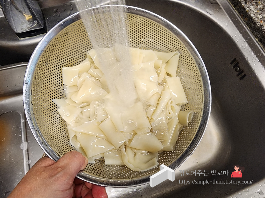 오뚜기 히모카와 우동 더운 여름에는 상큼한 납작 우동면을 즐겨봐요 8 오뚜기 히모카와 우동-조리방법