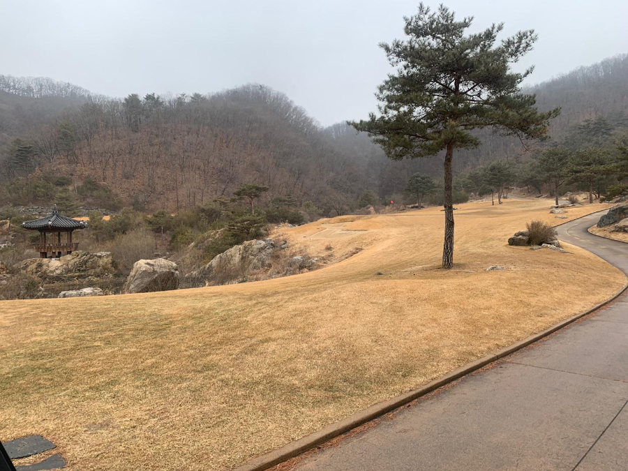 KPGA 2022시즌 개막전이 열리는 라비에벨CC 올드코스 라운드 후기 12 라비에벨-올드코스-시그니처홀-정자
