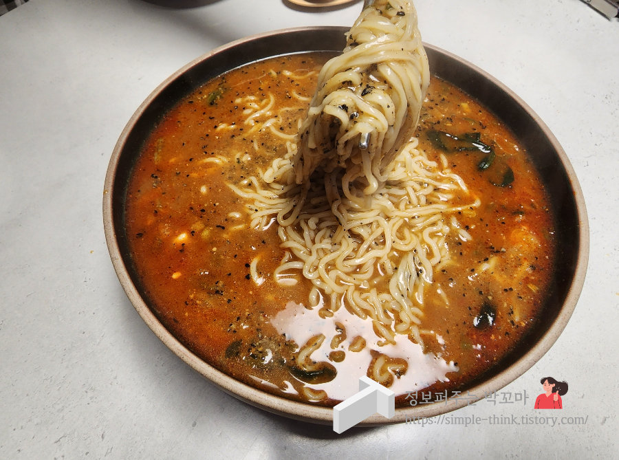 피코크 탄탄멘 밀키트 고소하고 진한 국물과 생면으로 맛있게 즐겨요 12 ywAAAAAAQABAAACAUwAOw==