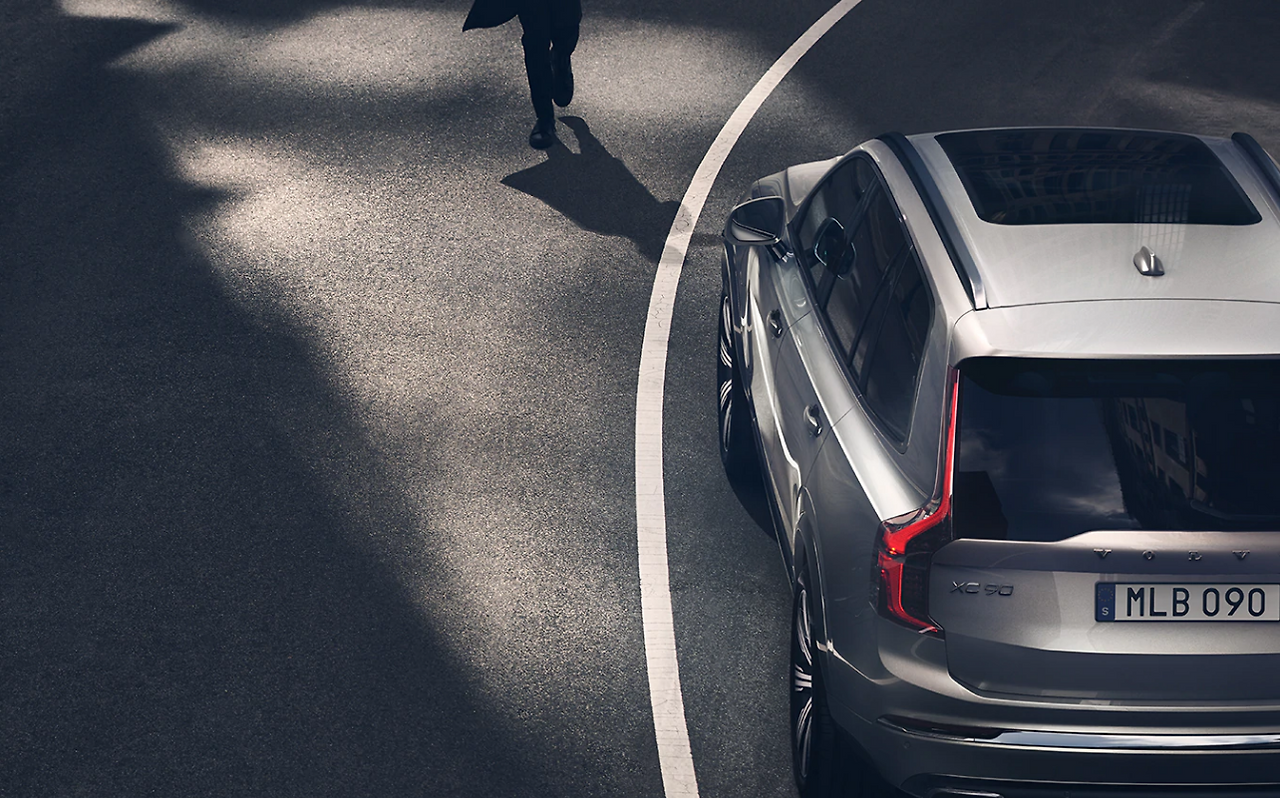 볼보 XC90 신형 가격 연비 제원 - BIF