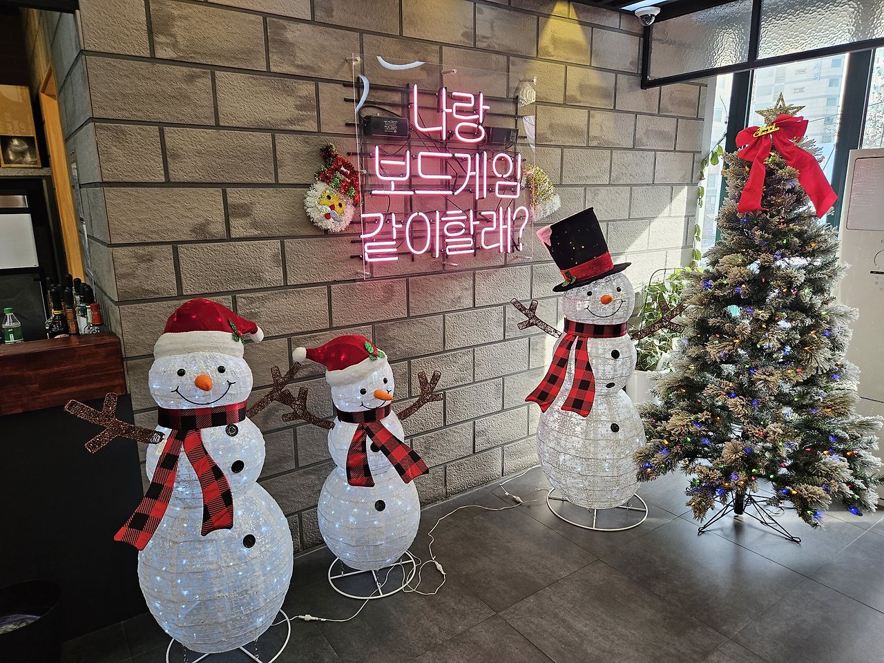 일산 웨스턴돔 아이와 갈만한곳 퍼스트보드게임카페 후기 (ft. 초등 보드게임 추천) 7 ywAAAAAAQABAAACAUwAOw==