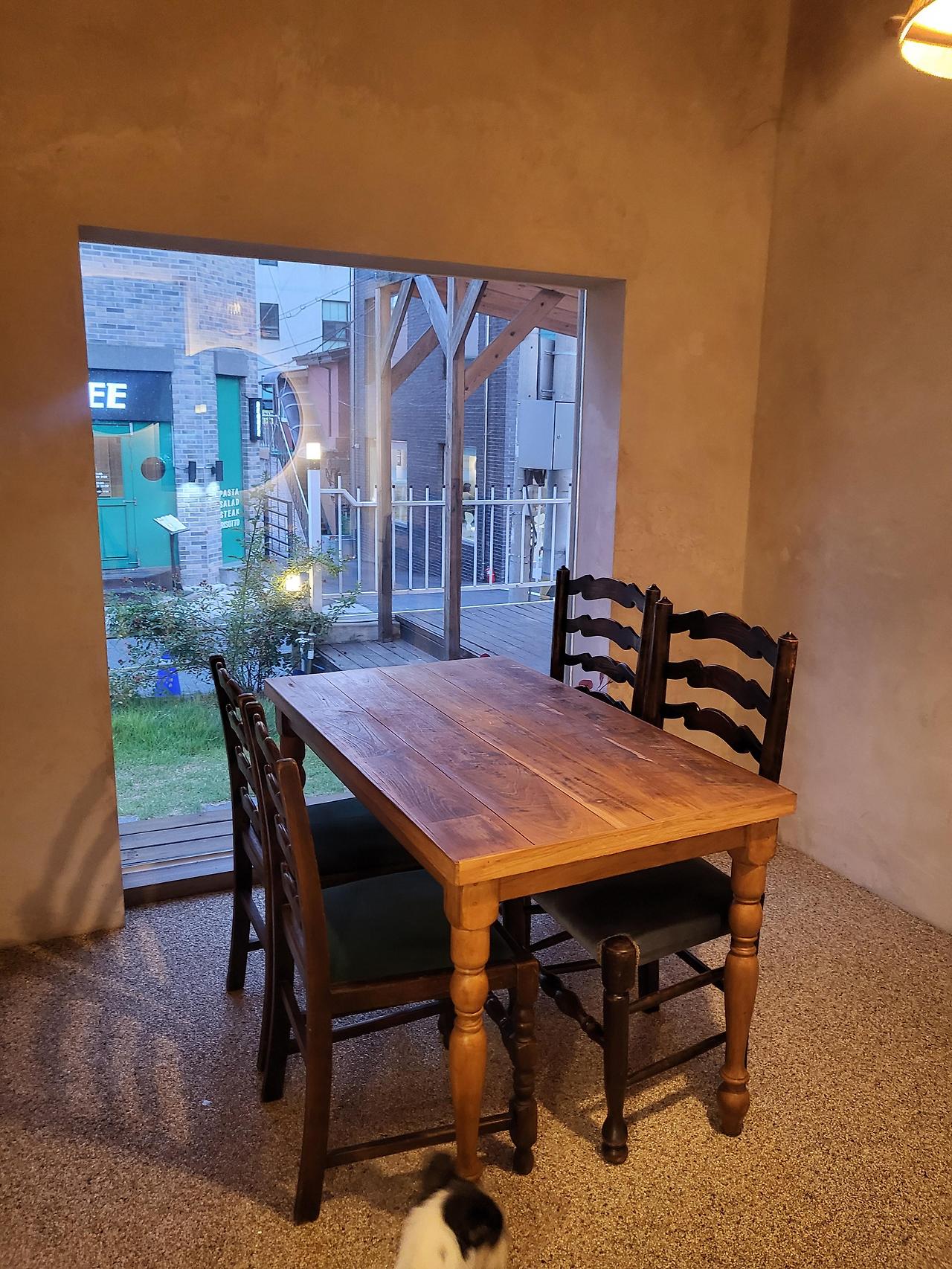 고즈넉하고 편한 분위기