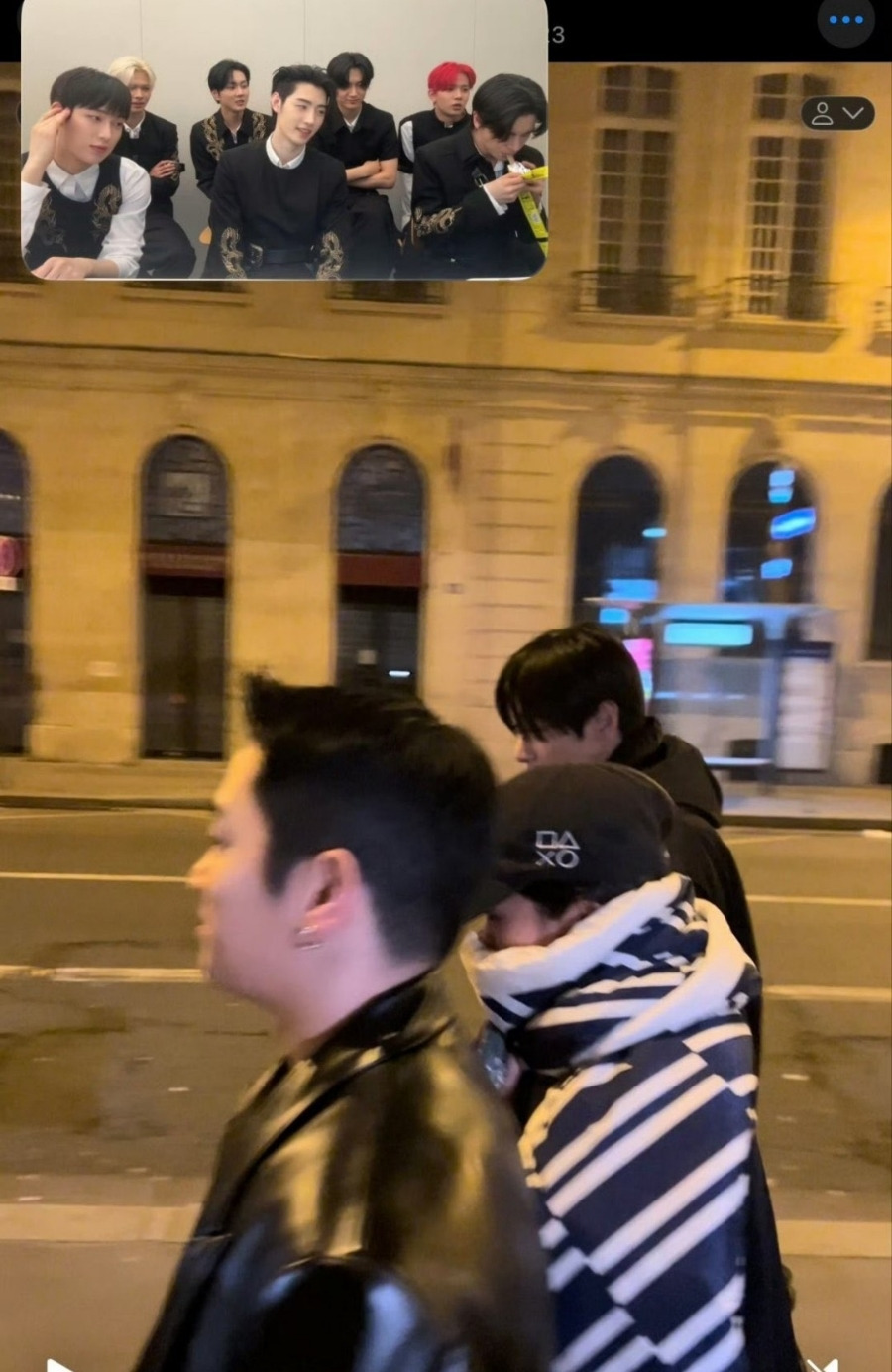 주연과 신시아 열애설 의혹 거리 사진