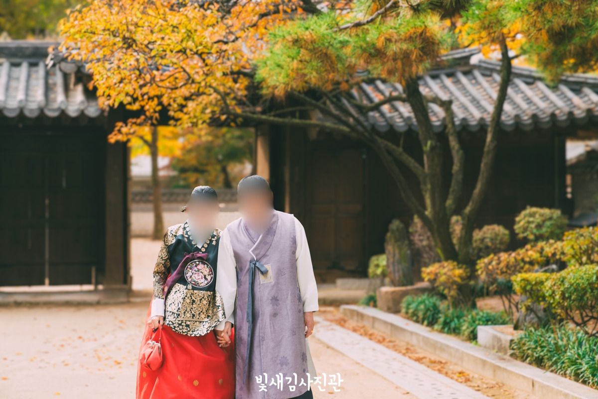 운현궁 한국전통혼례 웨딩본식스냅사진 - 국제커플웨딩 서울 야외한옥결혼식 [빛새김사진관]