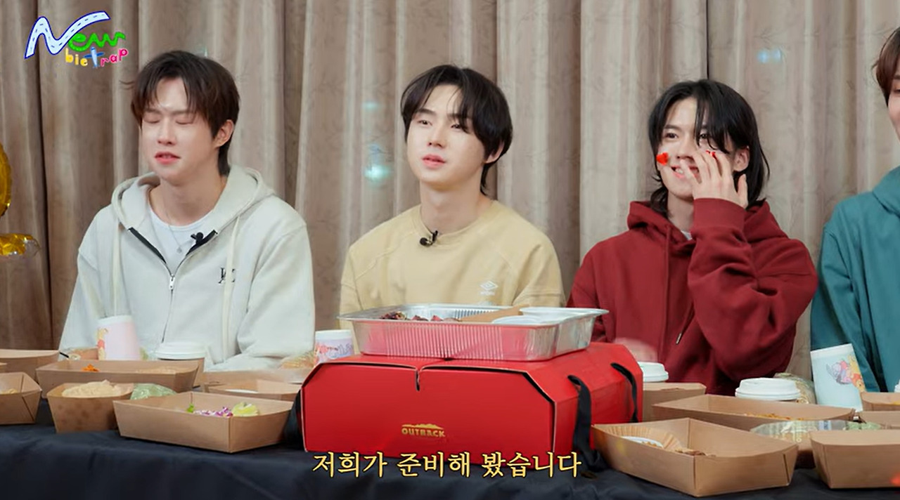 근래 본 아이돌 중에서 진짜 대식가인거 같은 아이돌
