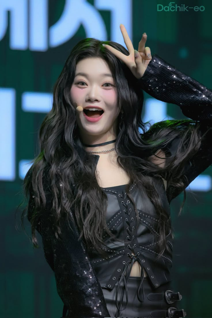 아는 외고 출연한 Billlie 츠키 프로필 학력 나이 경력 인스타 사진 모음