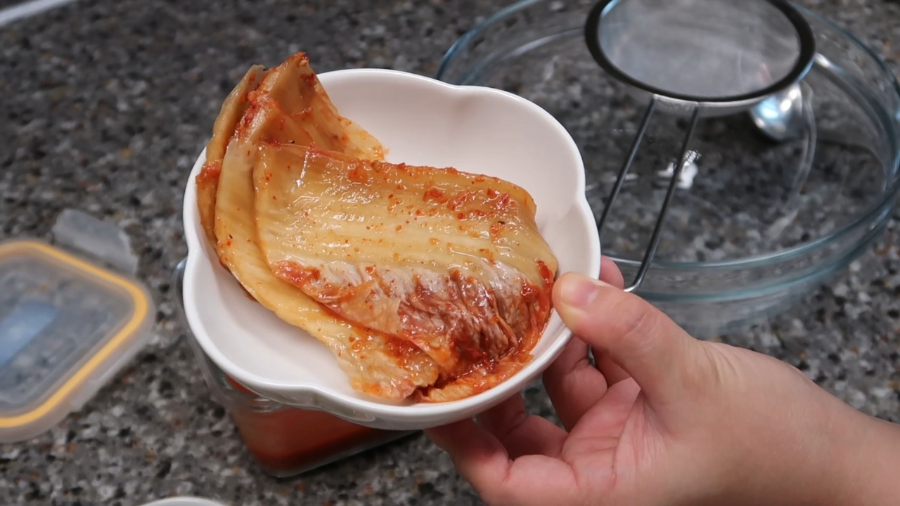 김치말이국수 황금레시피 집에서 육수 살얼음 만드는 방법(육수 양념 비율) 9 ywAAAAAAQABAAACAUwAOw==