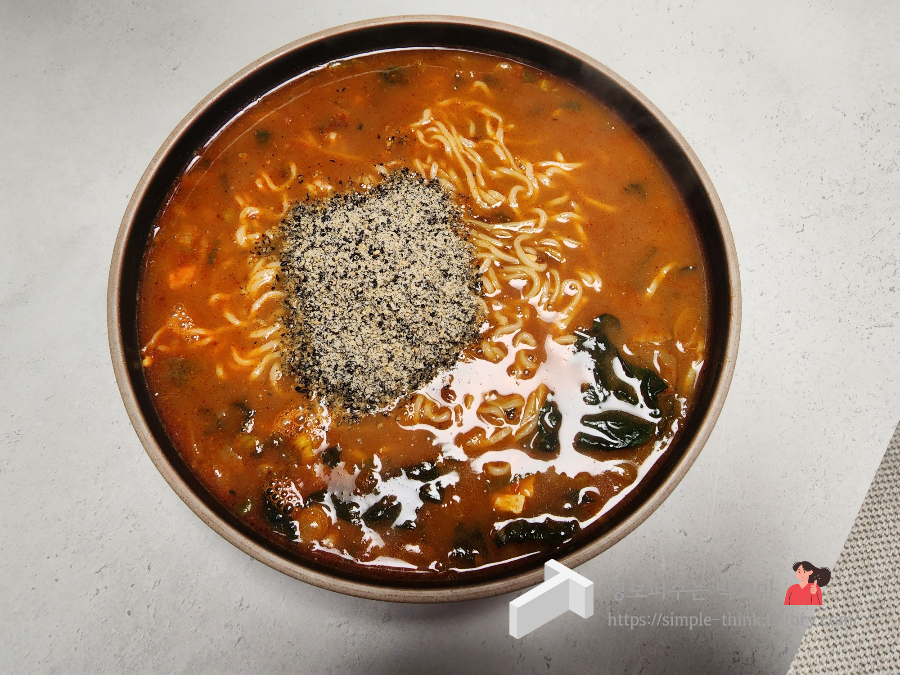 피코크 탄탄멘 밀키트 고소하고 진한 국물과 생면으로 맛있게 즐겨요 11 ywAAAAAAQABAAACAUwAOw==