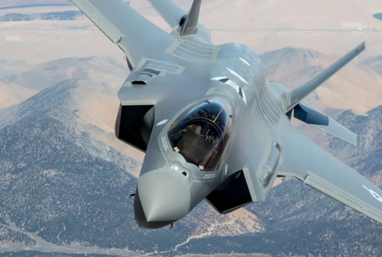 록히드마틴, F-35전투기 출하 축소 전망 3 ywAAAAAAQABAAACAUwAOw==