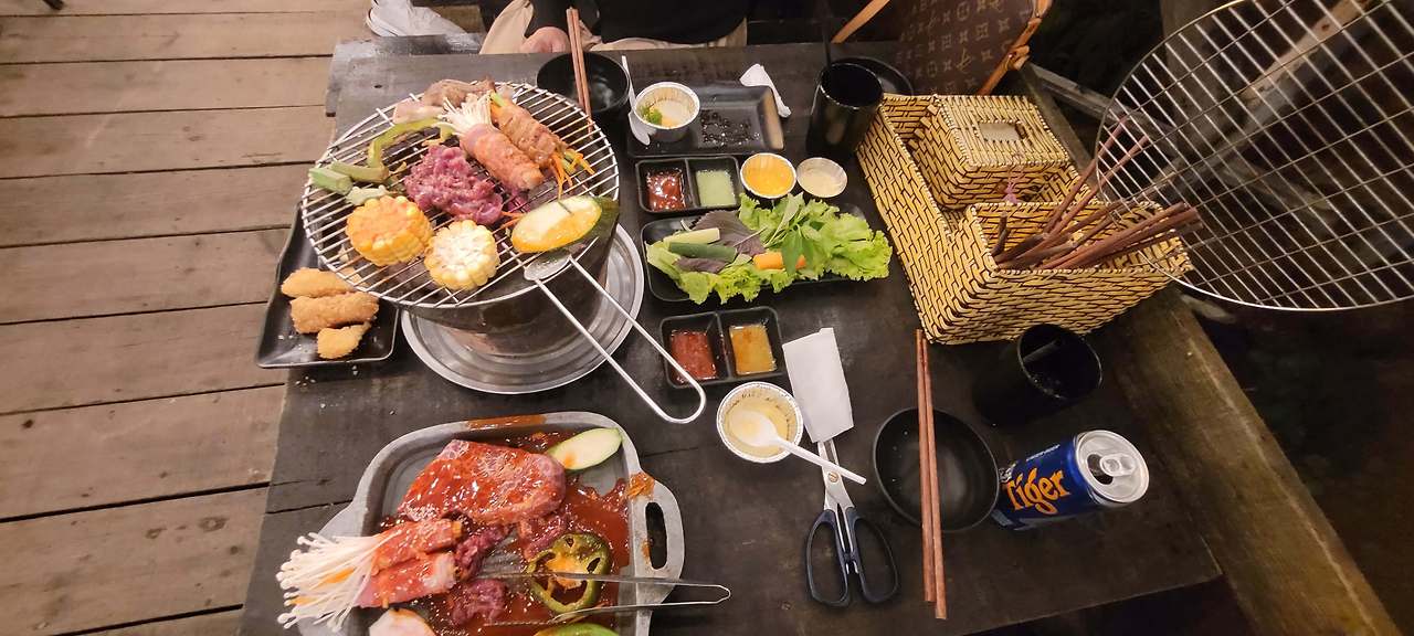 베트남 달랏 맛집 야경 TOP 6 (넴느엉, 껌땀, 해산물, 쌀국수)
