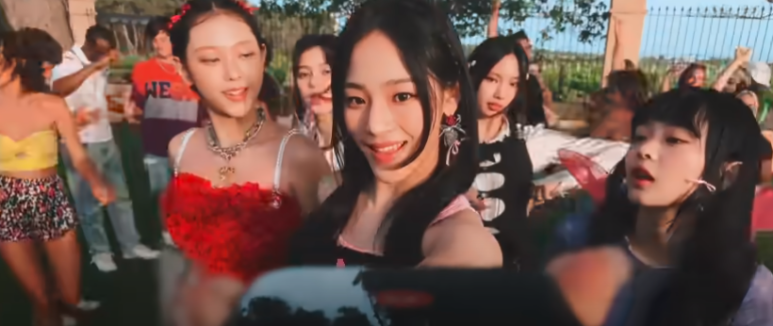 요즘 중학생들에게 아이폰의 인기는.. 4 ywAAAAAAQABAAACAUwAOw==