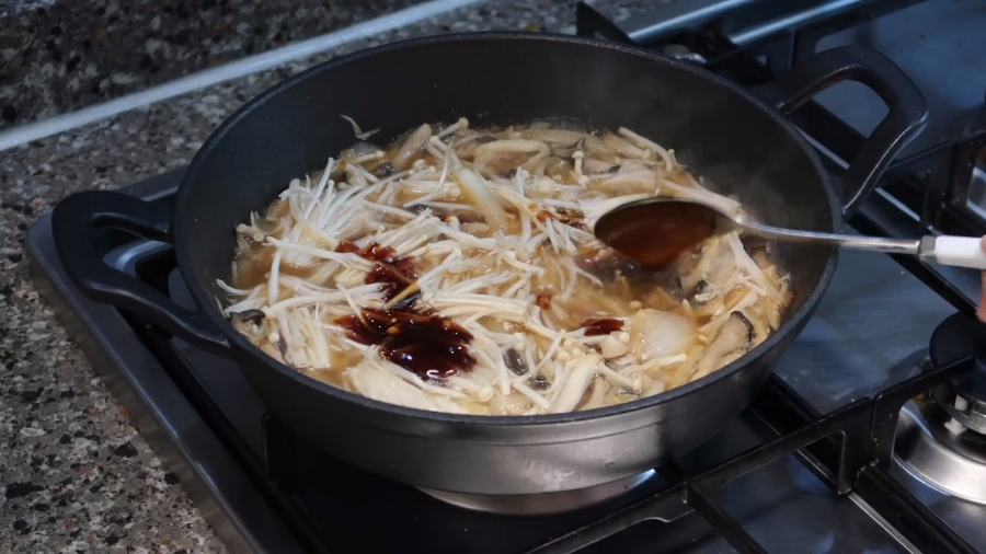 버섯덮밥 황금레시피 고물가시대 가성비 좋은 한그릇요리 추천 30 버섯덮밥 황금레시피-고물가시대-가성비-한그릇요리
