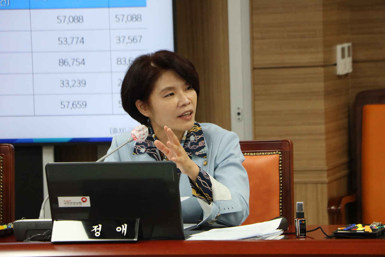 한정애 닷컴 - 동행하실까요! :: [뉴스1] 건보료, 3개월 이상 체납 129만 세대…'위기가정' 전수 조사 필요