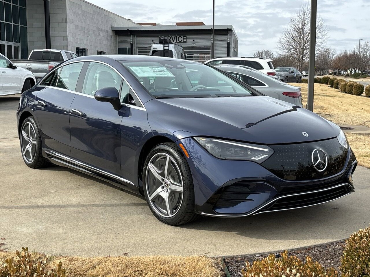 2024 MERCEDES BENZ EQE350 SEDAN AMG 4MATIC 949 + TAX