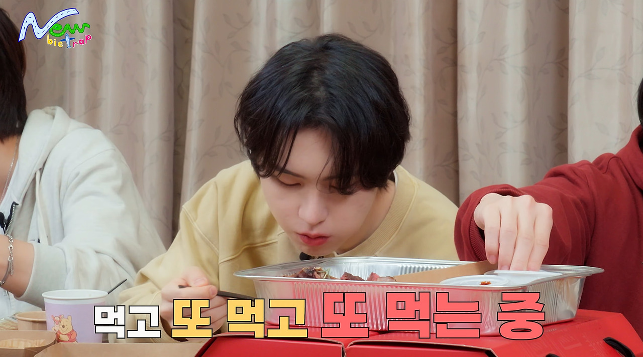 근래 본 아이돌 중에서 진짜 대식가인거 같은 아이돌