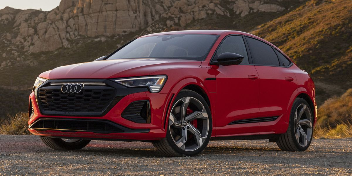 2024 AUDI SQ8 eTRON PREMIUM PLUS 1,205 + TAX