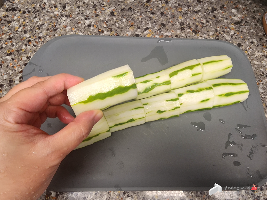 오이미소된장무침 여름철 반찬으로 추천해요 3 ywAAAAAAQABAAACAUwAOw==