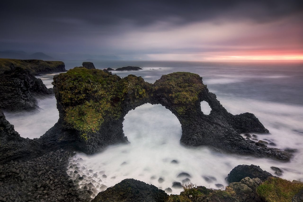 Gatklettur (Hellnar Arch), Iceland 가트크래튀르 가트클레투르 개틀레투르 스나이펄스네스에서 유명한 ...