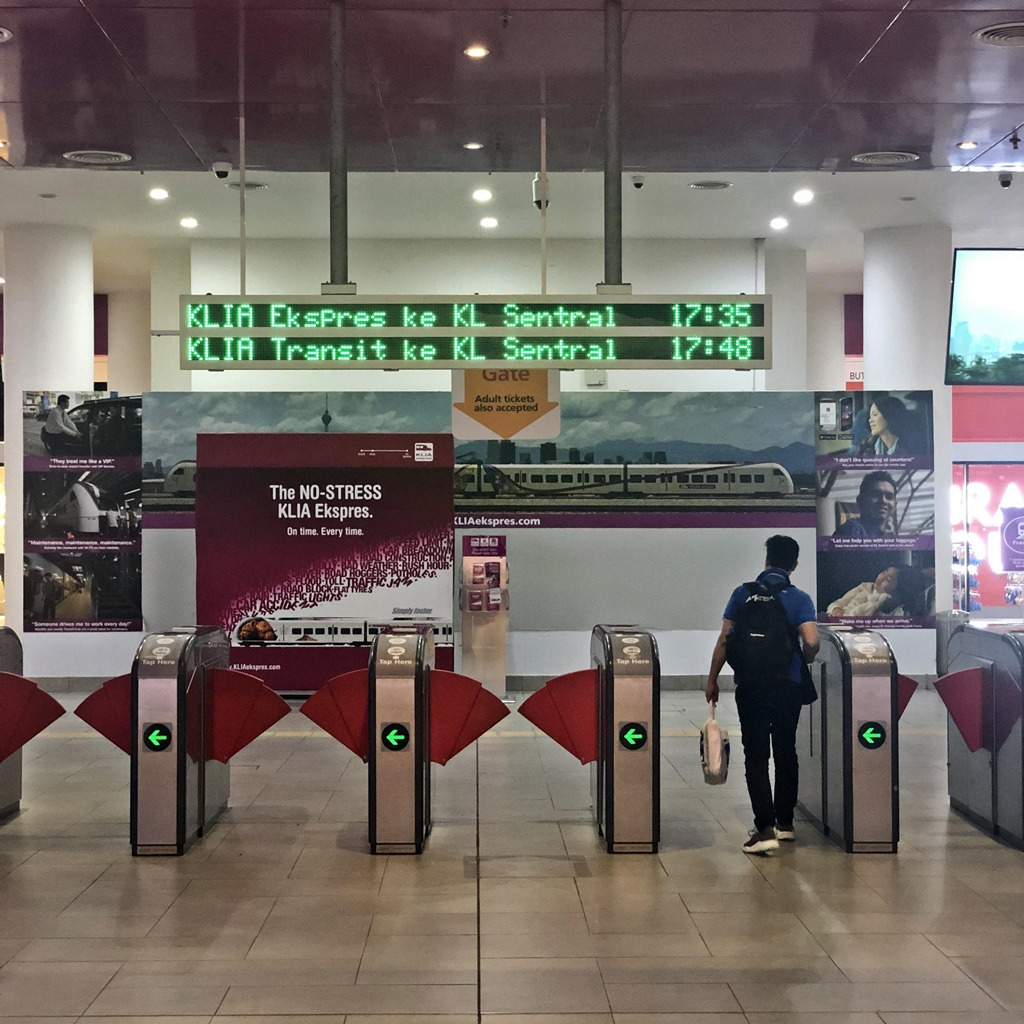 쿠알라룸푸르공항 ↔ 쿠알라룸푸르시내(KL센트럴역)간 가장 빠른 이동수단《KLIA Ekspres》 6 ywAAAAAAQABAAACAUwAOw==