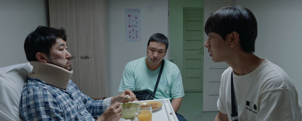 <다우렌의 결혼> 영화 리뷰..이주승,구성환,아디나 바잔 4 ywAAAAAAQABAAACAUwAOw==