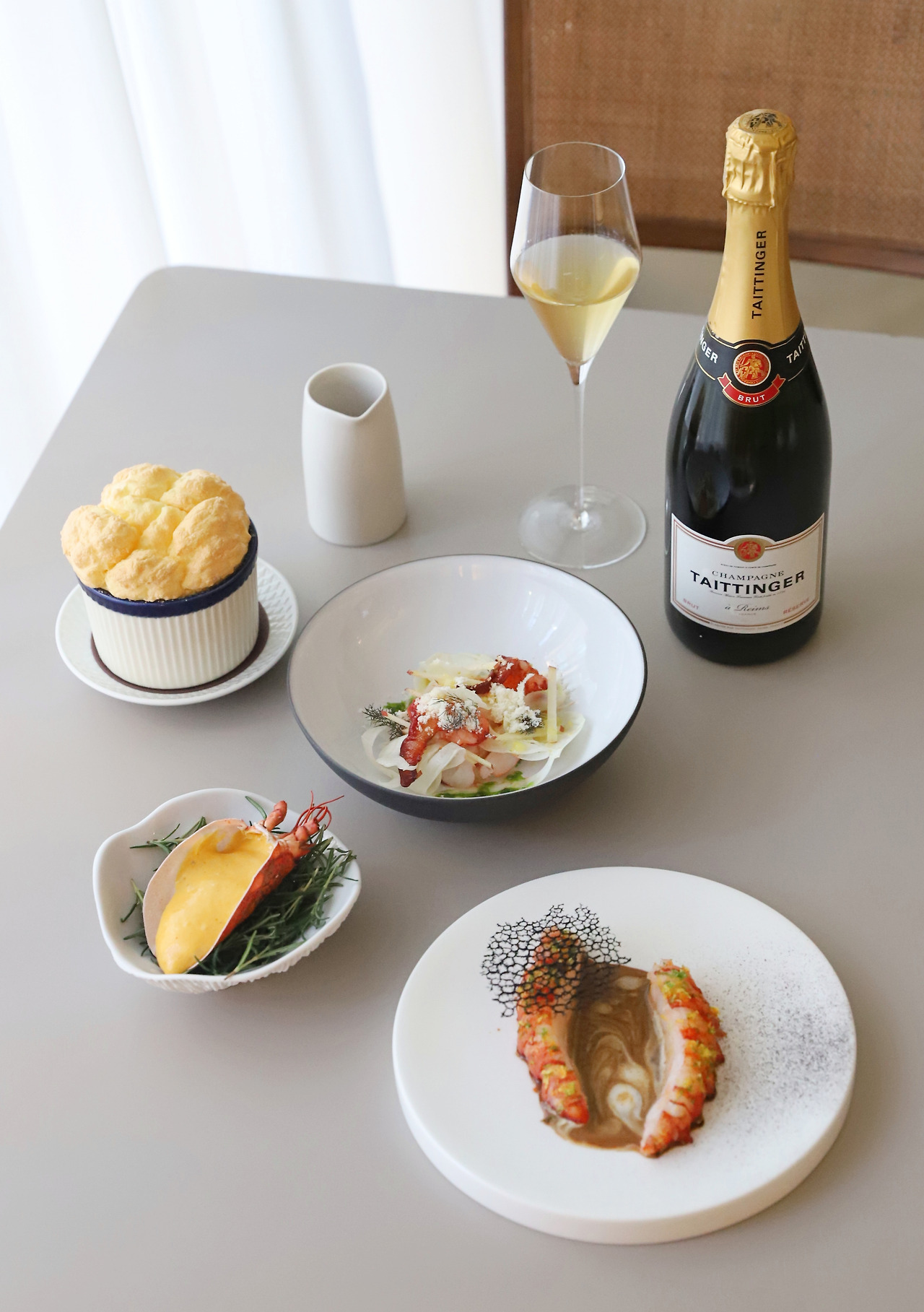 Three Lobster Dishes with Champagne Taittinger ⓒDMA